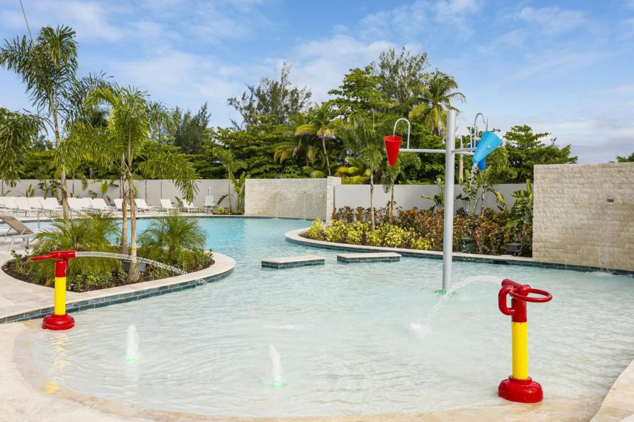 Fairfield By Marriott Luquillo Beach Ngoại thất bức ảnh